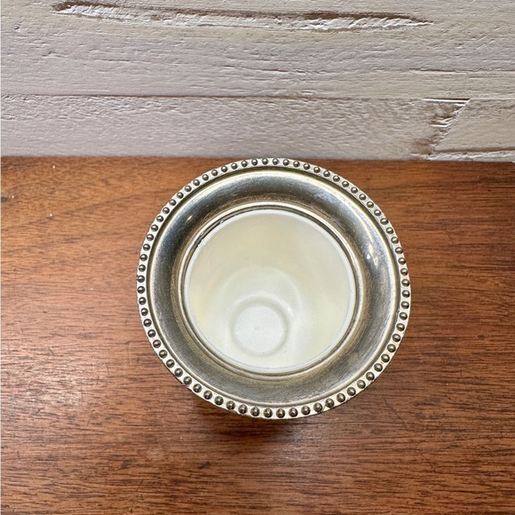 SHERIDAN, SILVER PLATE, MINIATURE CHAMPAGNE BUCKET WITH LION HEAD RINGS. - Picture 3 of 9